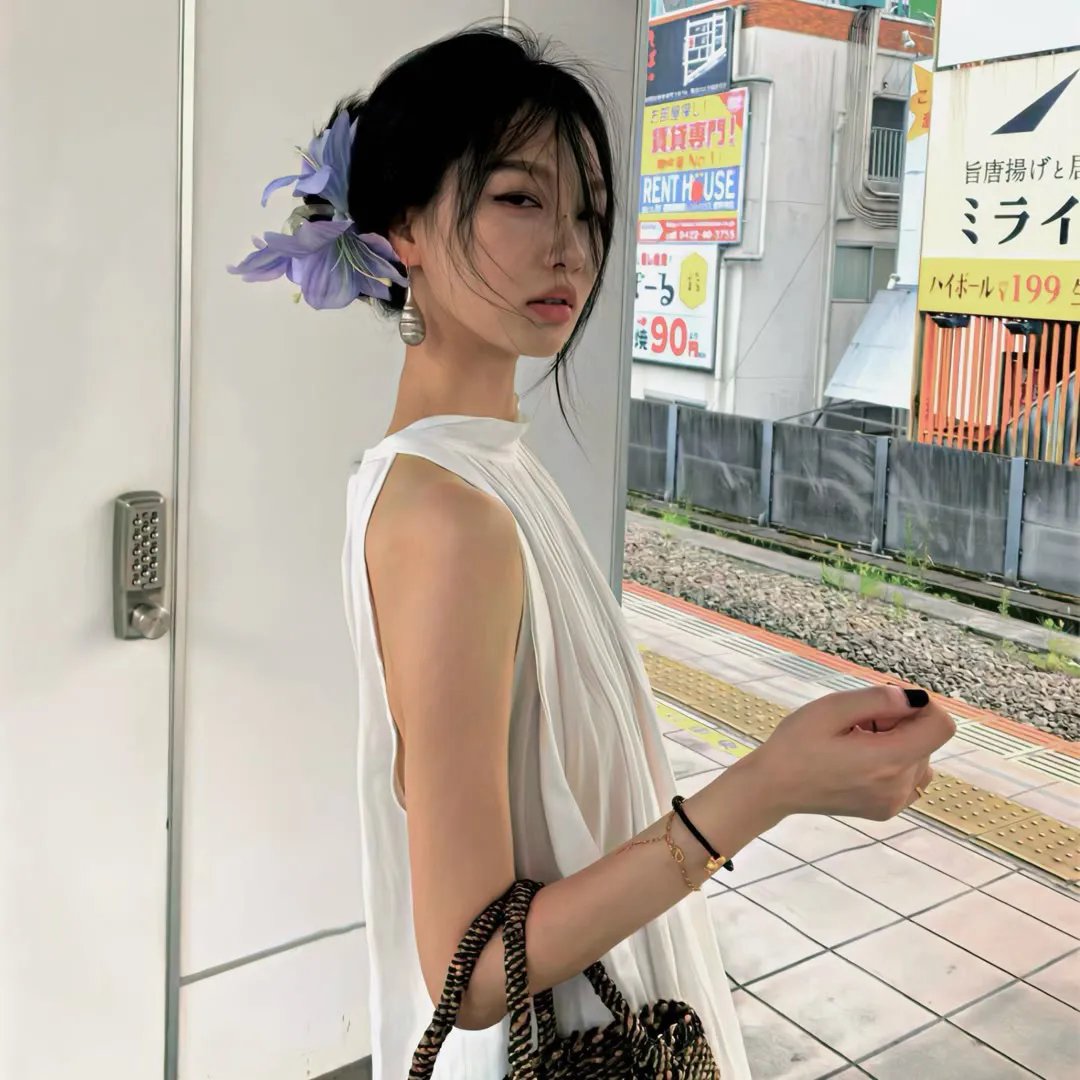 噤界